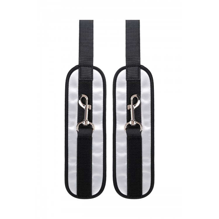 Anonymo El Kelepçesi #0107, Polyester, gümüş, 23,5 cm